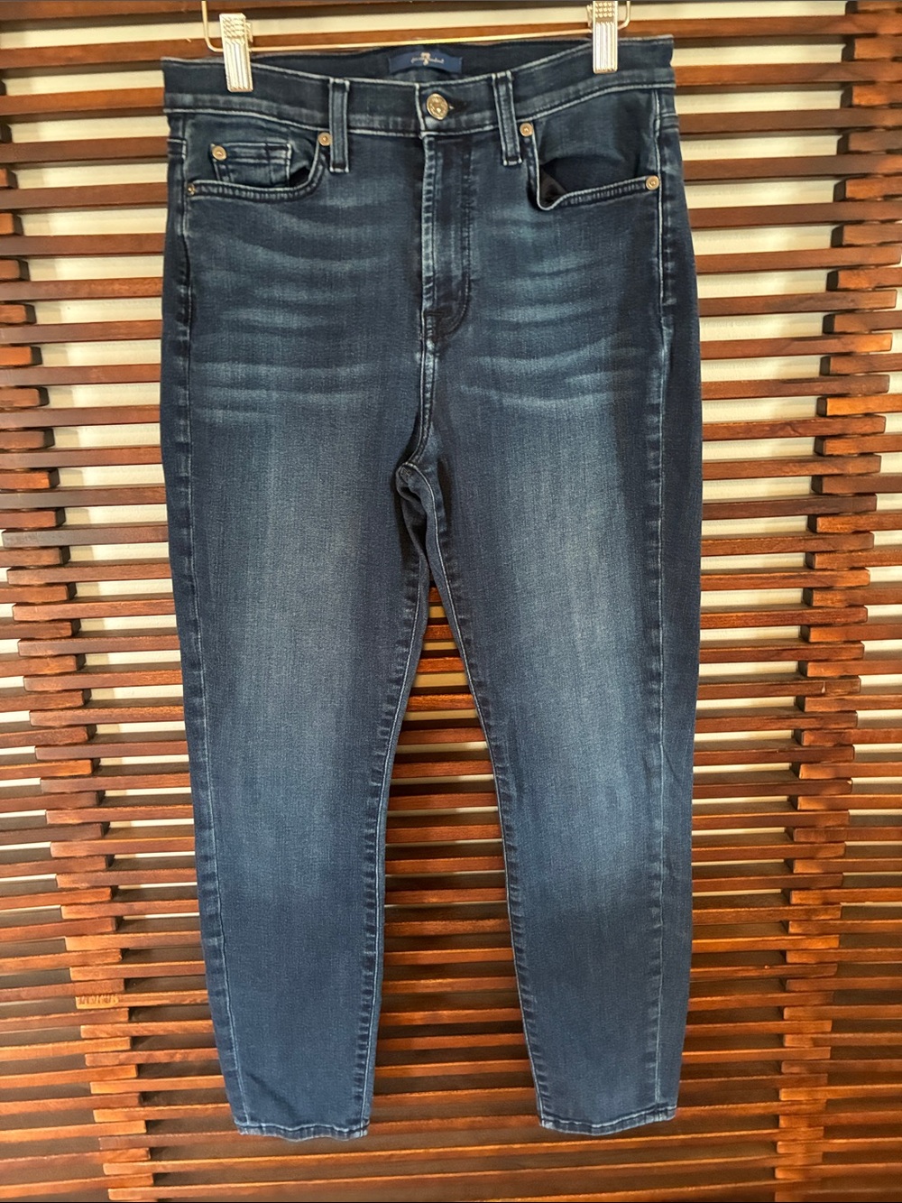 🎉NEW LISTING!🎉7 for All Mankind Women’s Dark Wash Slim Jeans - Blue